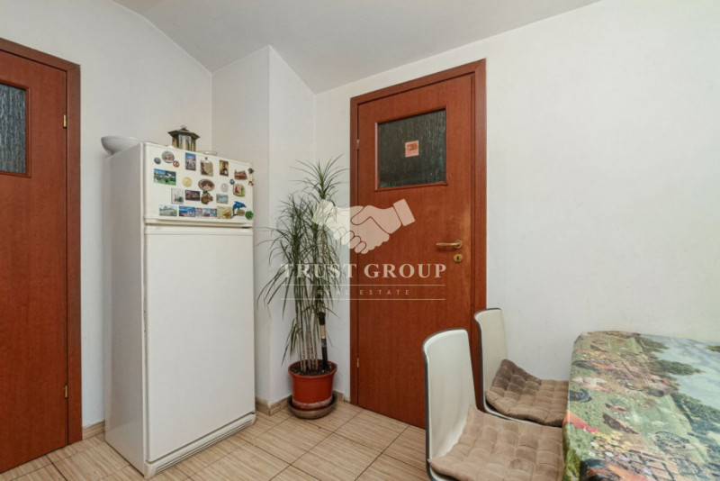 Doua apartamente in vila | Garaj | Arcul de Triumf