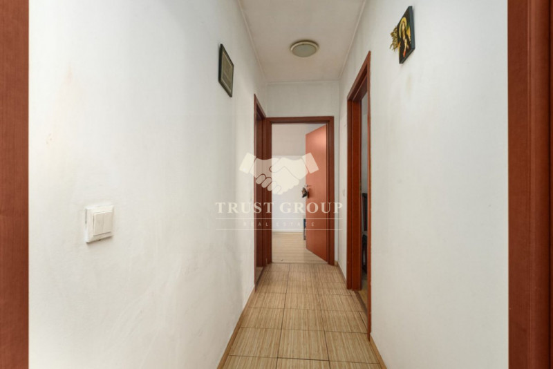 Doua apartamente in vila | Garaj | Arcul de Triumf