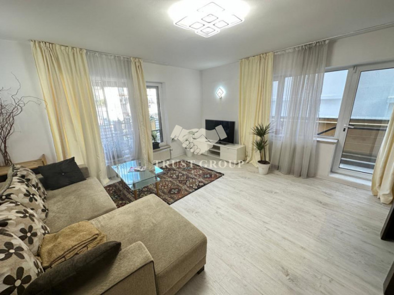 Apartament 3 camere+terasa-Primaverii