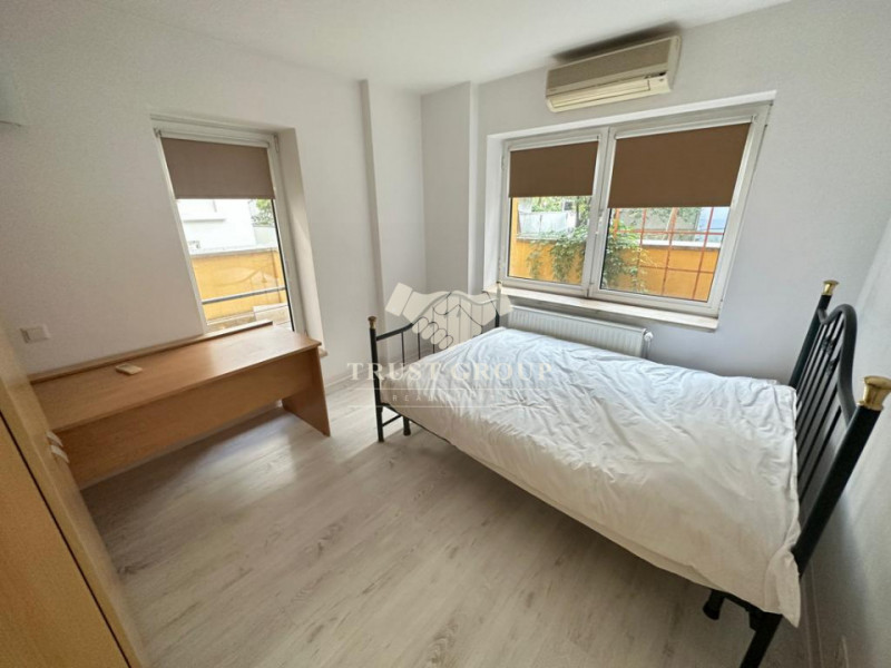 Apartament 3 camere+terasa-Primaverii