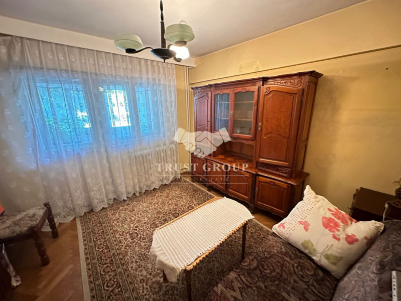 Apartament 4 camere Titulescu-Banu Manta