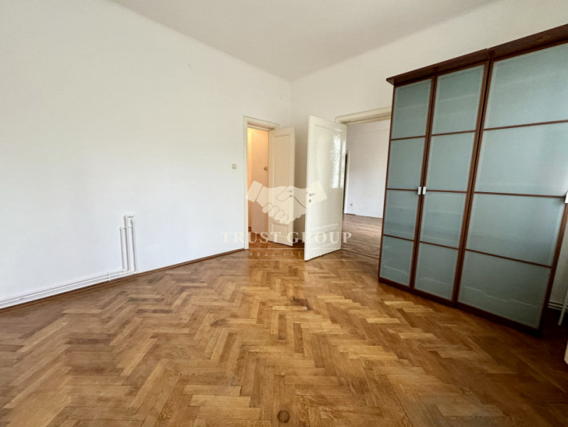 Apartament 4 camere Armeneasca | boxa la subsol