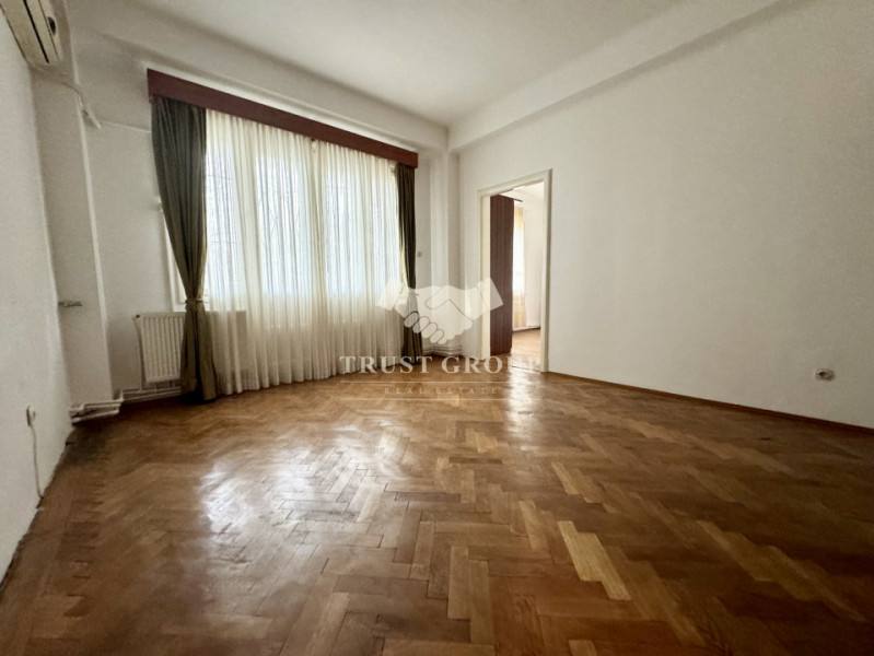 Apartament 4 camere Armeneasca | boxa la subsol