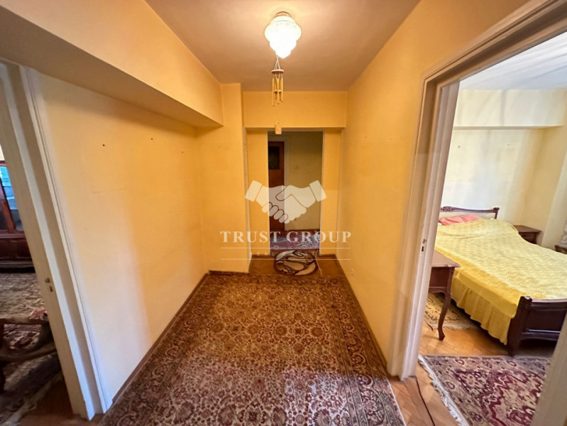 Apartament 4 camere Titulescu-Banu Manta