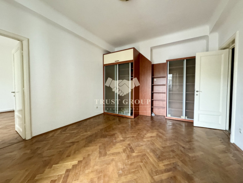 Apartament 4 camere Armeneasca | boxa la subsol