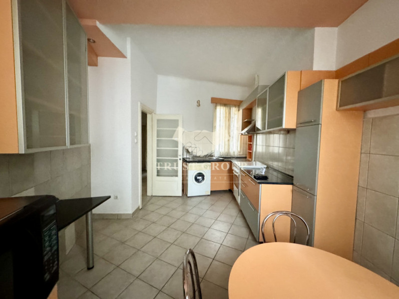 Apartament 4 camere Armeneasca | boxa la subsol