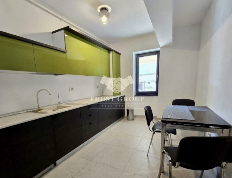 Apartament 4 camere Titulescu | Curte | 2 Locuri de parcare