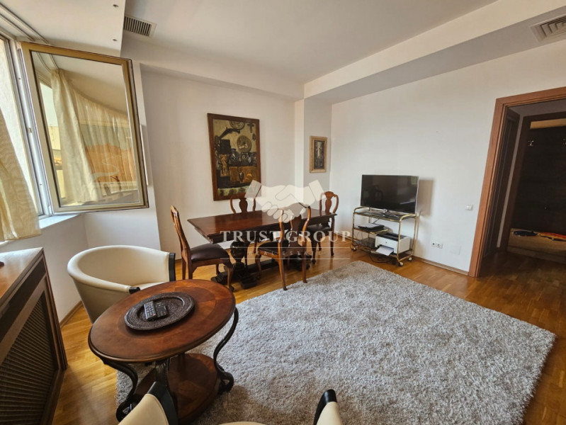 Apartament 3 camere - Primaverii 