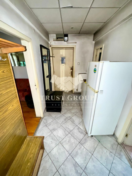 Apartament in vila | 3 camere | Domenii | Necesita renovare