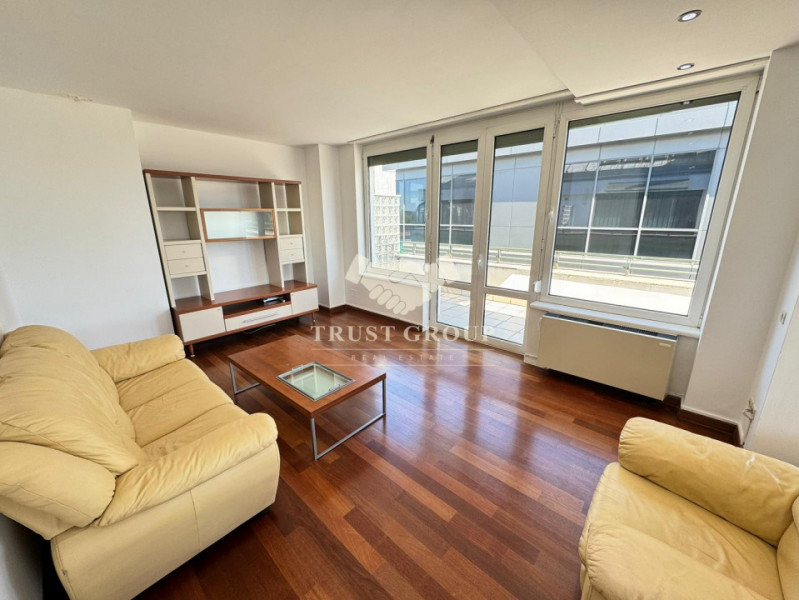 Penthouse cu vedere spre Arcul de Triumf | 2 parcari | Ideal pentru un burlac | 