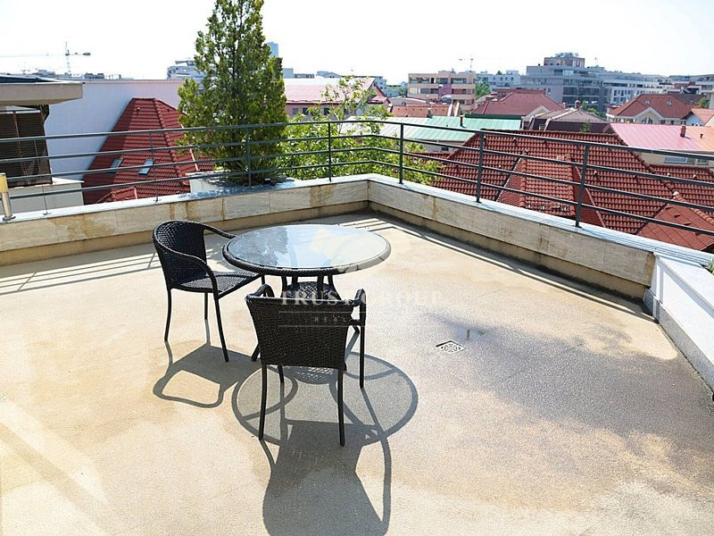 Penthouse superb 3 camere Herastrau