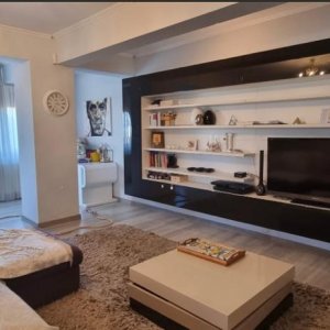 Apartament 3 camere Herastrau