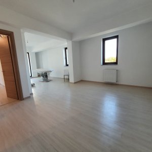 Apartament 4 camere deosebit in zona Sisesti