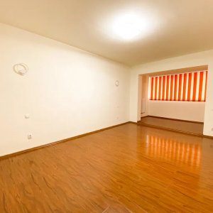 Apartament 4 camere Dacia