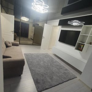 Apartament 3 camere 1 Mai