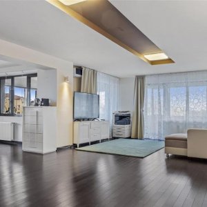 Apartament 4 camere lux - Sisesti | 2 Locuri de parcare