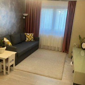 Apartament 3 camere in Victoriei | 6 minute de metrou | Renovat
