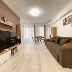 Apartament 3 camere  Barbu Vacarescu