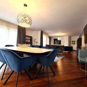 Apartament 4 camere Primaverii