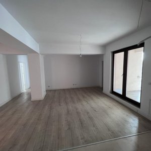 Apartament 3 camere Sisesti