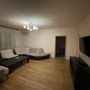 Apartament 4 camere Televiziune