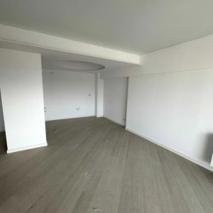 Apartament 3 camere Cortina North 