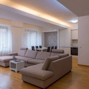 Apartament 3 camere + terasa Herastrau