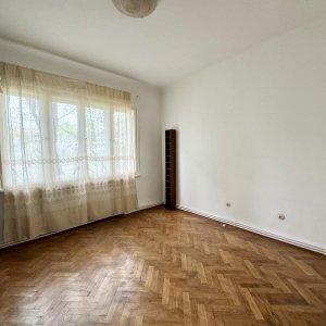 Apartament 4 camere Armeneasca | boxa la subsol