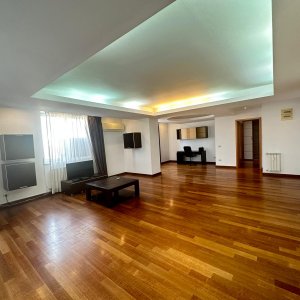 Apartament 4 camere Primaverii | Imobil 2000