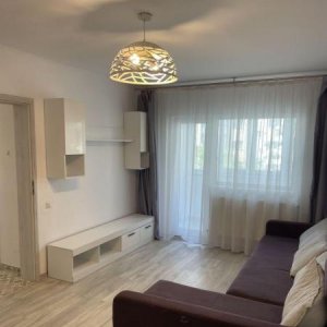 Apartament 2 camere Stefan cel Mare | renovat | imobil 1979