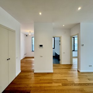 Apartament 2 camere Herastrau | Curte 68mp | Loc de parcare