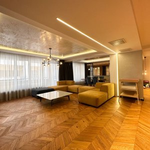 Apartament 3 camere Soseaua Nordului Linia 1 | loc de parcare si boxa |