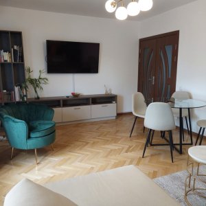 Apartament 4 camere Piata Romana | 1980