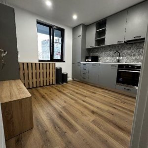 Apartament 4 camere Cismigiu | Centrala de imobil | Bloc constructie 1980