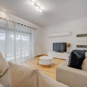 Apartament 4 camere Baneasa Privighetorilor | Curte 112mp| Parcare + Boxa