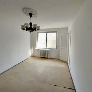 Apartament 3 camere Polona | 1982 | Orientare sud |Posibilitate montare centrala