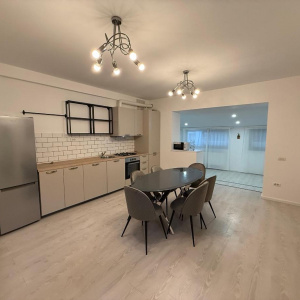 Apartament 4 camere Herastrau 