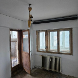 Apartament 4 camere Dorobanti | Imobil 1980