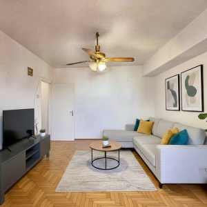 Apartament 3 camere Titulescu-Banu Manta | Imobil 1978 | Vedere spate