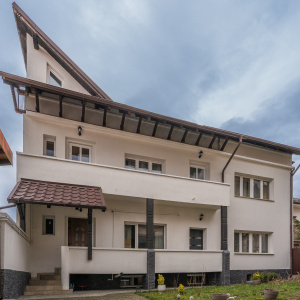 Casa individuala - Ultracentral | Dealul Cetatii | Renovata Integral