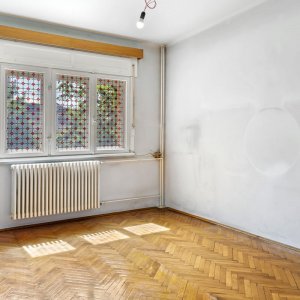 Casa versatila Banu Manta | 12 camere | Curte individuala | 4 locuri de parcare