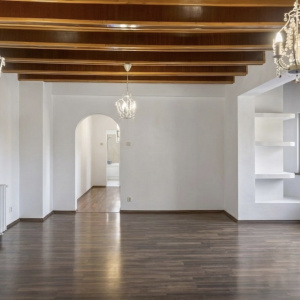 Casa versatila Banu Manta | 12 camere | Curte individuala | 4 locuri de parcare