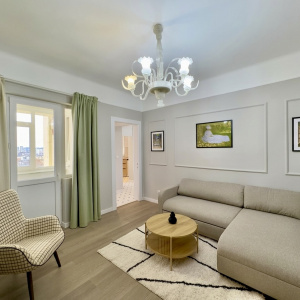 Apartament 3 camere Unirii Horoscop | Renovat complet | Imobil cu lift 