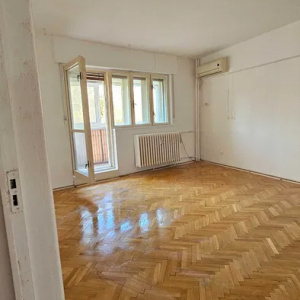 Apartament 4 camere 13 Septembrie - imobil 1988