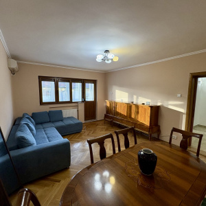Apartament 3 camere Domenii | Garaj | Imobil 1976